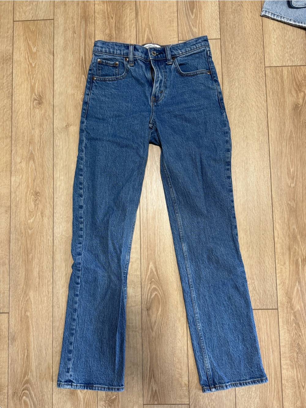 Abercrombie & Fitch Straight-Leg Blue Denim Jeans
